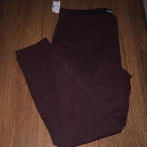 Maurice’s size: 16W skinny jeans- burgundy and black